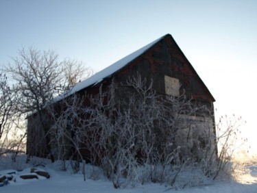 Photography titled "Old Barn" by Cynthia Brown Yackenchick, Original Artwork