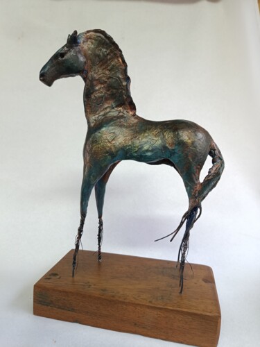 Sculpture titled "CABALLO AZUL" by Cynthia Saenz Sancho, Original Artwork, Clay