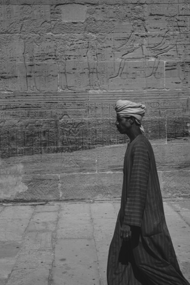 Fotografie getiteld "Walk like an egypti…" door Cyrille Mulot, Origineel Kunstwerk, Digitale fotografie