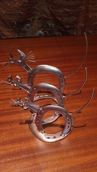 Sculpture titled "Trio de Chats" by D.S.A.Rt, Original Artwork, Metals