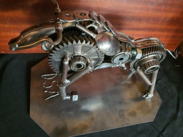 Sculpture titled "Taureau Métal" by D.S.A.Rt, Original Artwork, Metals