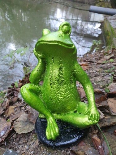Sculpture titled "A Green Frog" by D.S.A.Rt, Original Artwork, Aluminium