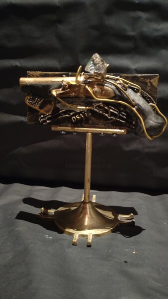 Escultura intitulada "Pistolet à silex, d…" por D.S.A.Rt, Obras de arte originais, Metais
