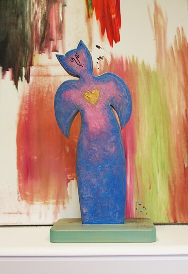Scultura intitolato "Angel the cat" da Daheaven Art, Opera d'arte originale, Legno