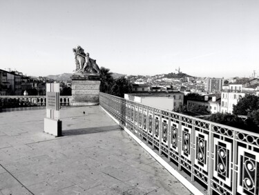 Fotografía titulada "Marseille, esplanad…" por Dam Domido, Obra de arte original, Fotografía digital