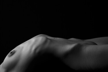 Photography titled "Body Line" by Damir Bosnjak, Original Artwork, Digital Photography