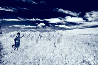 Фотография под названием "Forgotten Land" - Dan Lavric, Подлинное произведение искусства, Цифровая фотография