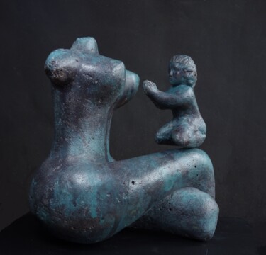 Sculpture titled "Mama mia" by Daniel Gomez, Original Artwork, Concrete