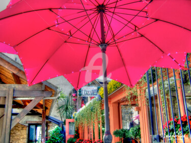 Photography titled "Fuchsia patio" by Daniel Le Page (Dan Ar Pach), Original Artwork, Non Manipulated Photography