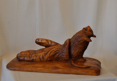 Sculpture titled "Le muscardin at home" by Daniel Haran, Original Artwork