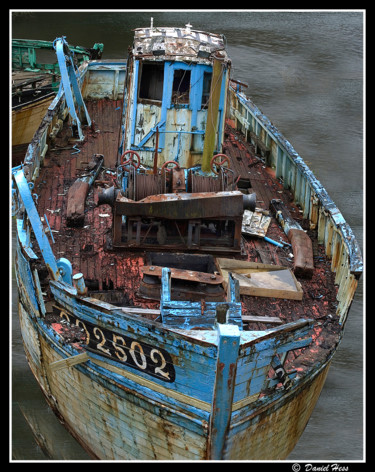 Photographie intitulée "bateau 22" par Daniel Hess, Œuvre d'art originale