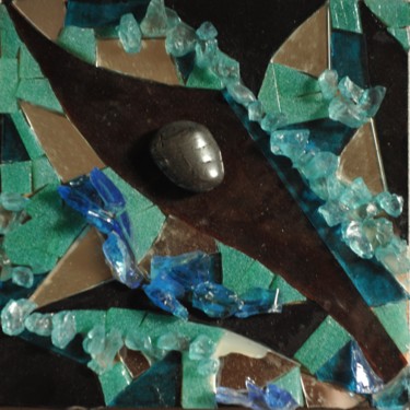 Sculpture intitulée "Autour d'une hémati…" par Danielle Dupuis, Œuvre d'art originale, Mosaïque