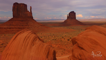 Photography titled "MONUMENT VALLEY 4" by Alain Revy, Original Artwork