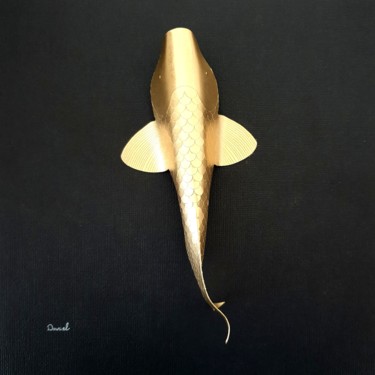 Sculpture intitulée "EXTRA BIG GOLD KOI…" par Daniel Du Preez, Œuvre d'art originale, Papier