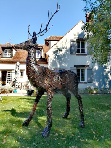 Sculpture titled "Le Cerf" by Didier Dantras, Original Artwork, Metals