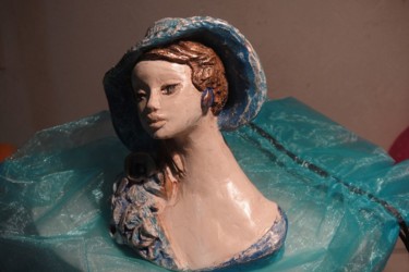 Sculpture intitulée "Violetta petit bust…" par Danielle Benotto, Œuvre d'art originale