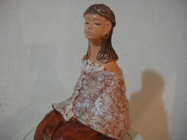 Sculpture intitulée "Mimi" par Danielle Benotto, Œuvre d'art originale, Céramique