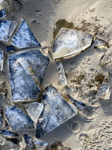 Fotografía titulada "Ice on Sand" por Darya Insight, Obra de arte original, Fotografía no manipulada