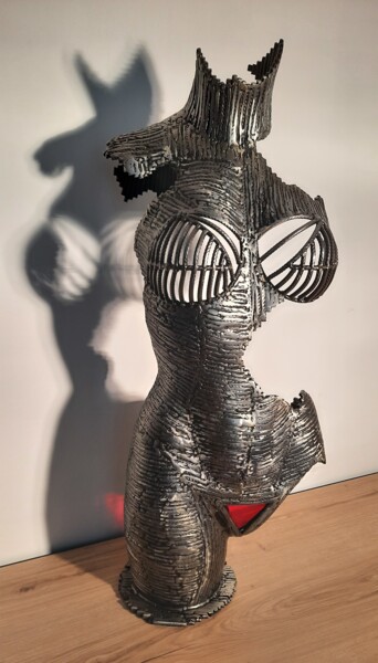 Sculpture titled "Croquante" by David Fabié, Original Artwork, Metals