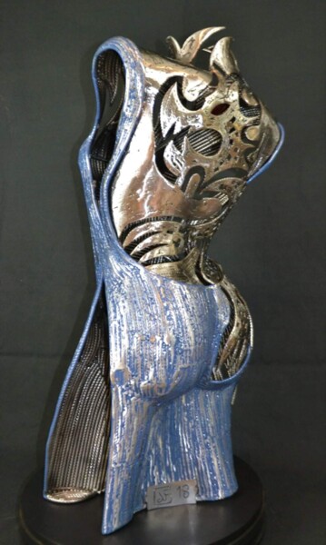Sculpture titled "BLEUET" by David Fabié, Original Artwork, Metals