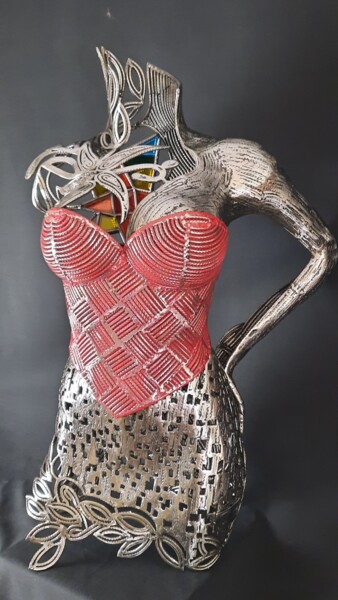 Sculpture titled "Dame de carreau" by David Fabié, Original Artwork, Metals