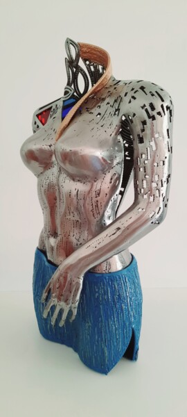 Sculpture titled "Lady blue" by David Fabié, Original Artwork, Metals