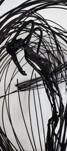 Sculpture titled "Woman free" by David Nativel, Original Artwork, Metals