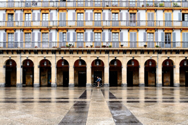 Photographie intitulée "plaza life" par David Page, Œuvre d'art originale, Photographie numérique