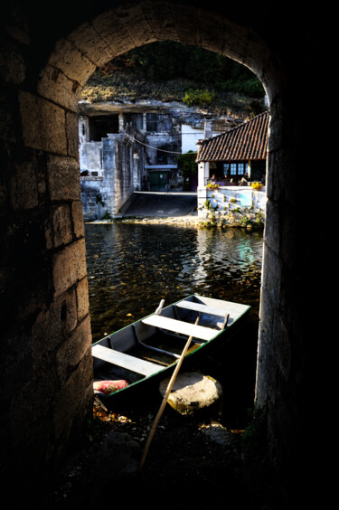 Fotografia intitolato "Brantome arch" da David Page, Opera d'arte originale, Fotografia digitale