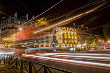 Фотография под названием "Street Paris III" - David Penez, Подлинное произведение искусства, Цифровая фотография