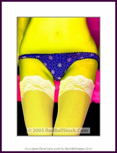 Fotografía titulada "Yellow Stockings" por David Lace, Obra de arte original