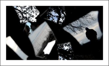 Fotografie mit dem Titel "Reflections / 5" von Kalender Atakul, Original-Kunstwerk, Analog Fotografie