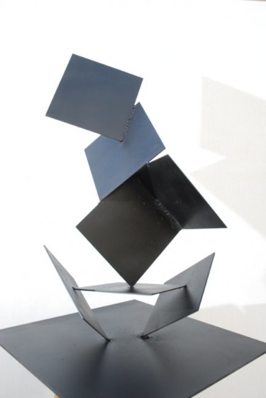 Sculpture intitulée "Tonic System" par Dec, Œuvre d'art originale, Métaux