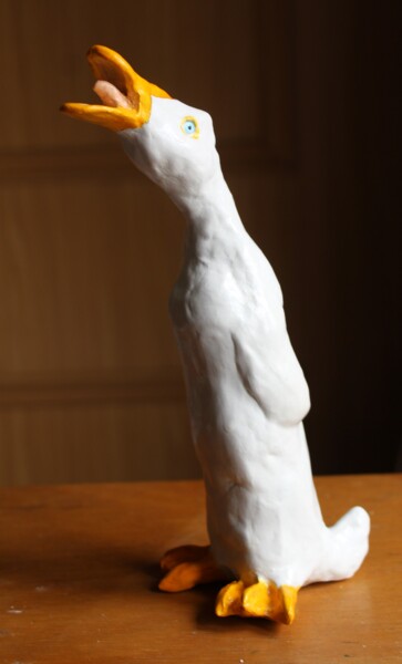 Sculpture intitulée "Aylesbury Duck Vers…" par Deborah Pain, Œuvre d'art originale, Argile