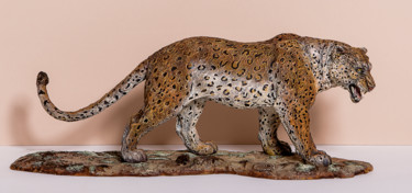 제목이 "LEOPARD"인 조형물 Christian Duvette Sculpteur Animalier로, 원작, 수지
