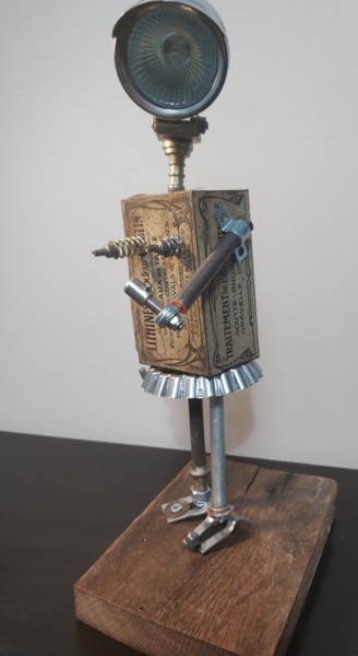 Sculpture titled "HEY ! PETITE !!" by Catherine Delaforge (KTY95), Original Artwork, Metals