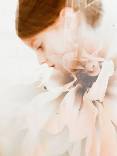 Photography titled "English Romance (Co…" by Delphine Margau, Original Artwork, Digital Photography