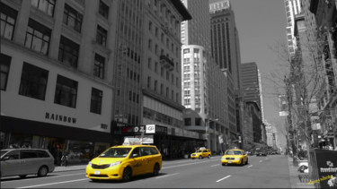 Photography titled "5th Avenue in New)Y…" by Jamy Delpias, Original Artwork