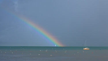 Fotografia zatytułowany „Rainbow and sail” autorstwa Denis Sukhinin, Oryginalna praca, Fotografia cyfrowa