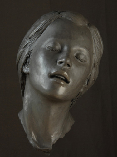 Sculpture titled "Yeux clos" by Denis Rodier, Original Artwork, Bronze