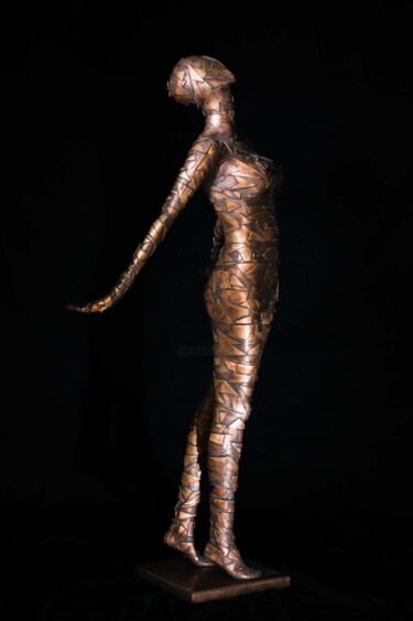 Sculpture intitulée "HOPE - Und plötzlic…" par Dennis Josef Meseg, Œuvre d'art originale, Bronze