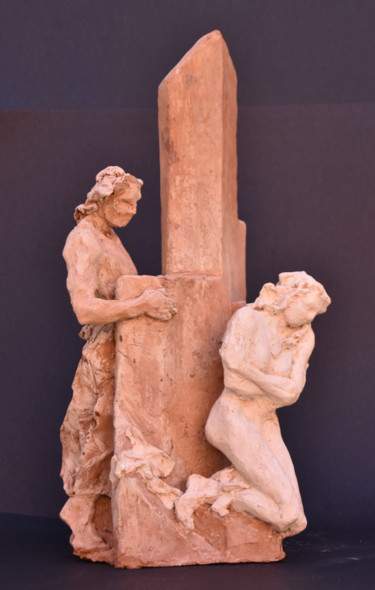 Scultura intitolato "STALKER" da Antonio De Paoli, Opera d'arte originale, Terracotta