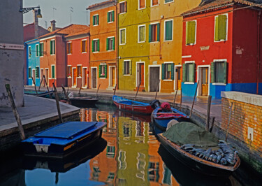 Fotografia intitolato "Venetian Island of…" da Derek Harris, Opera d'arte originale, Fotografia non manipolata