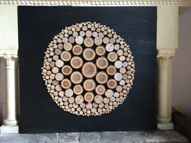 Escultura titulada "Mandala- copricamino" por Deusmou, Obra de arte original, Madera