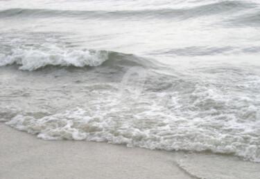 Photographie intitulée "White waves of the…" par Diana Editoiu, Œuvre d'art originale, Photographie numérique