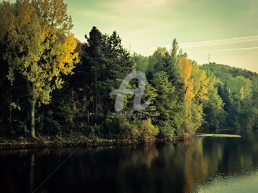 Photography titled "Autumn mountain lak…" by Diana Editoiu, Original Artwork, Digital Photography