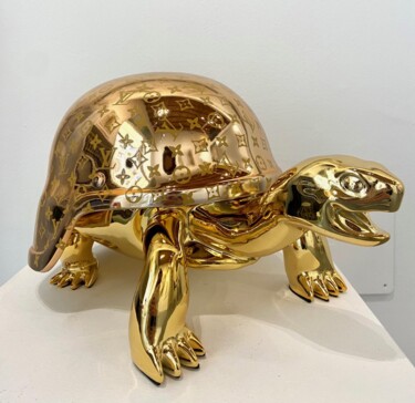 Sculpture titled "Fashion Gold Turtle" by Diederik Van Apple, Original Artwork, Resin