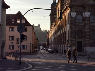 Photographie intitulée "Street at sunset" par Dincer Köse, Œuvre d'art originale, Photographie numérique