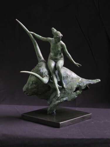 Scultura intitolato "Европа" da Dmitrii Krivonosov, Opera d'arte originale, Bronzo