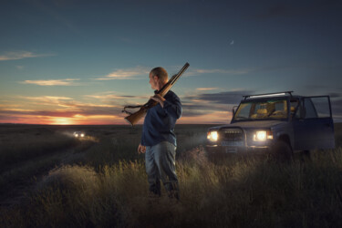 Фотография под названием "Man with the rifle" - Dmitry Ersler, Подлинное произведение искусства, Цифровая фотография